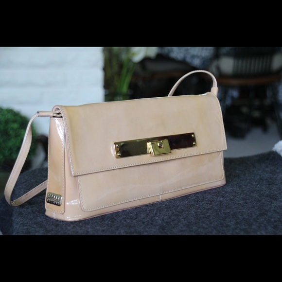 A Stuart Weitzman Clutch - Picture 5 of 5